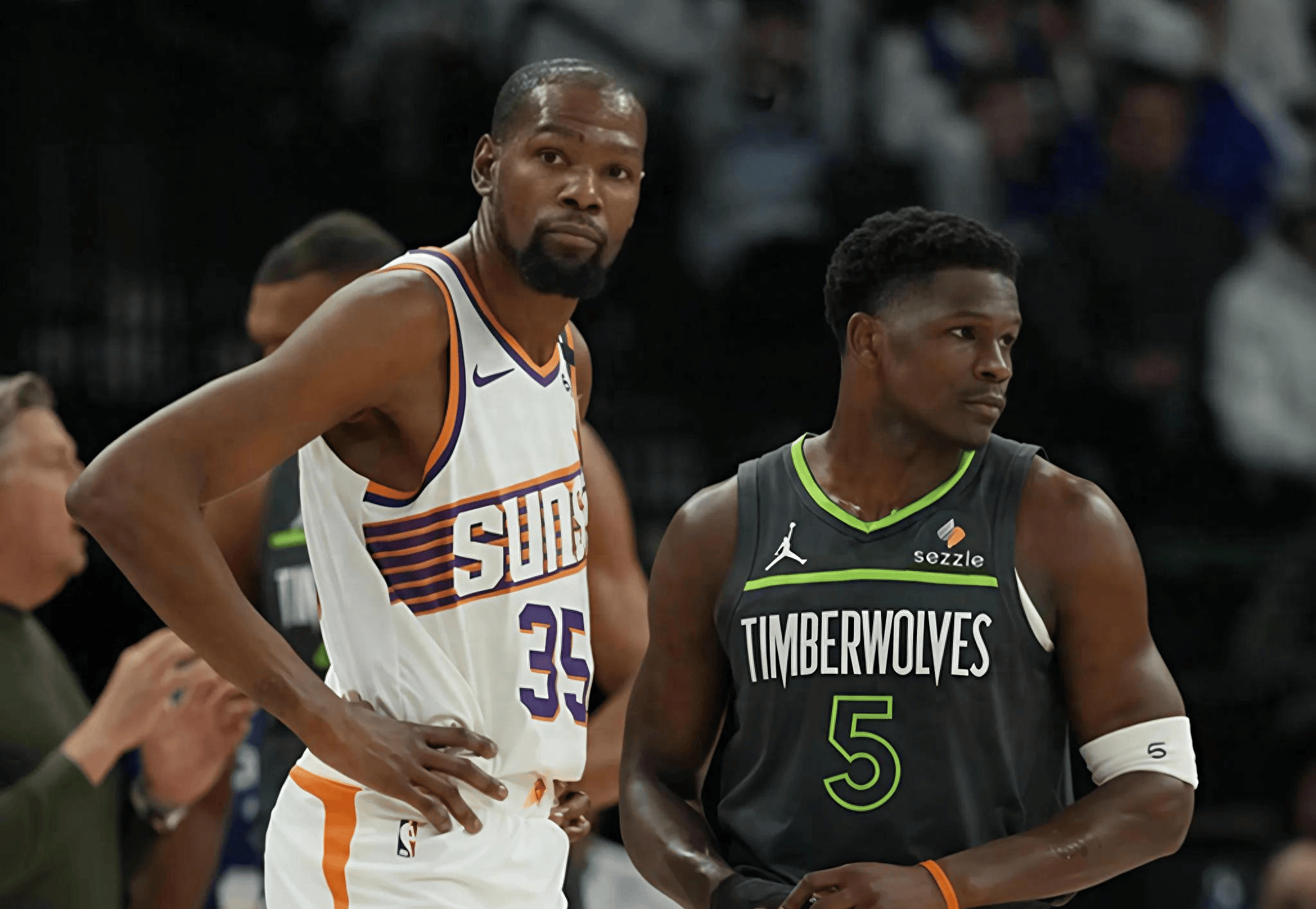 NG体育-杜兰特在RNG比赛中领先优势明显，表现优异引发热议！热度持续攀升(杜兰特评价艾弗森)