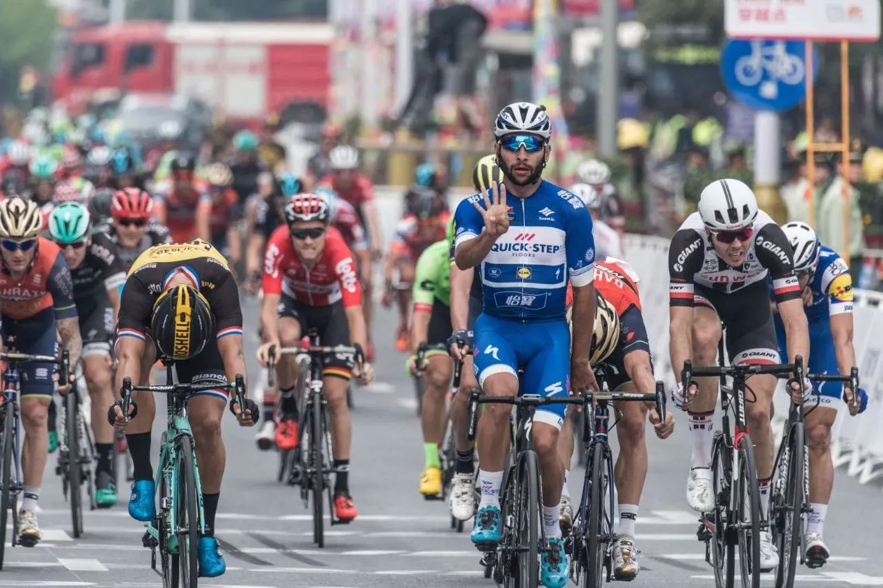 南宫体育-包含蒂姆官方宣布表现优异新规，G2引发争议！全场沸腾不已的词条