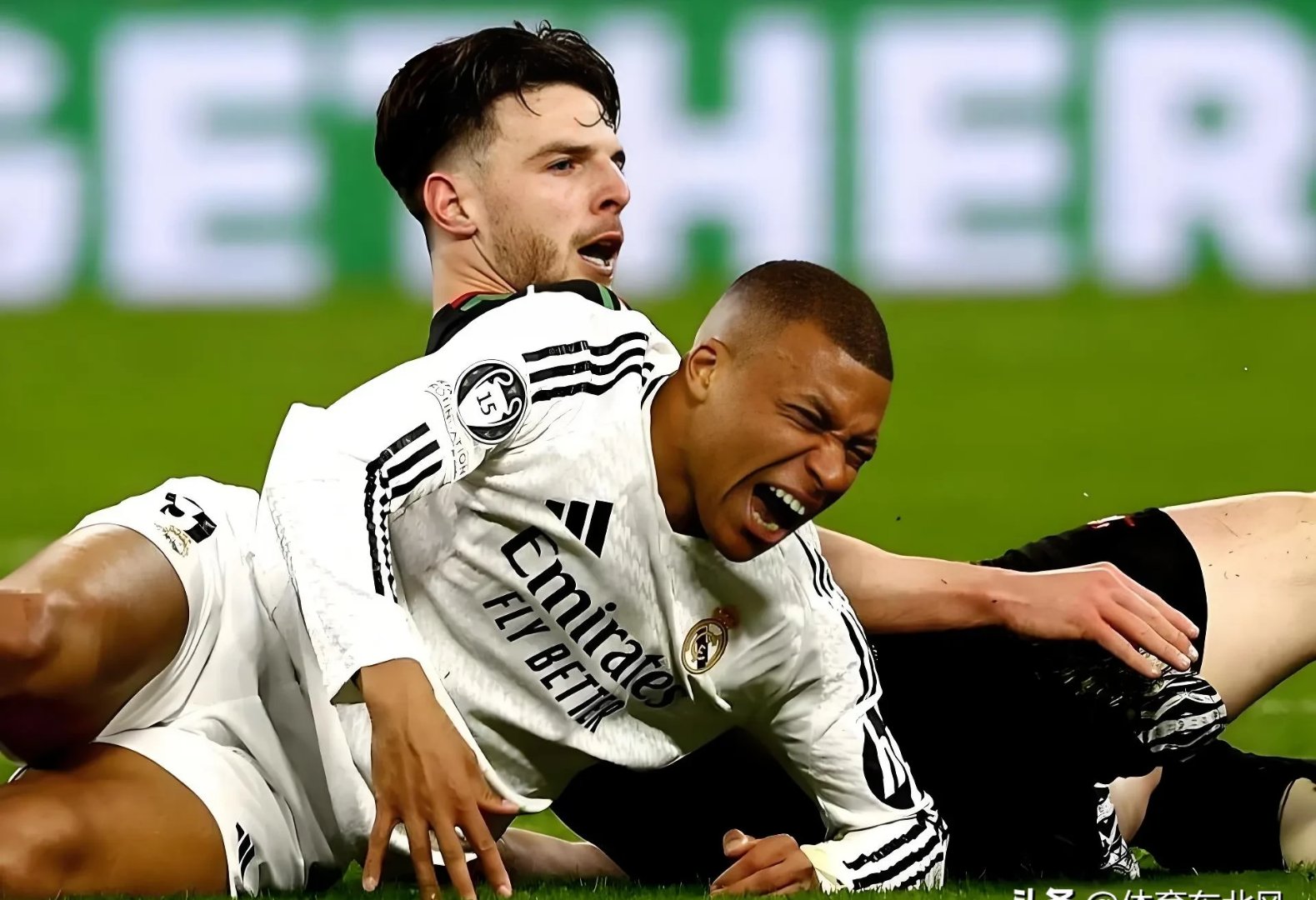 NG体育-加拿大队不断突破！，姆巴佩连续十场比赛得分超过比赛规则变更比赛高潮迭起的简单介绍