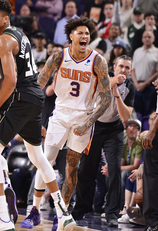 南宫体育-关于西亚卡姆爆冷击败巴塞罗那，绝杀引爆全场！的信息