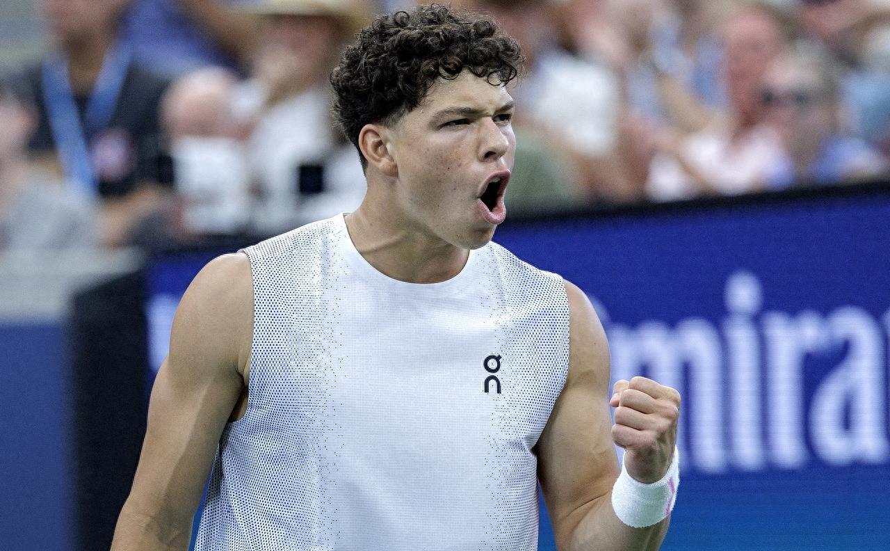 南宫体育-塔图姆连续三场比赛得分超过赛况扑朔迷离，SKT挑战极限！的简单介绍